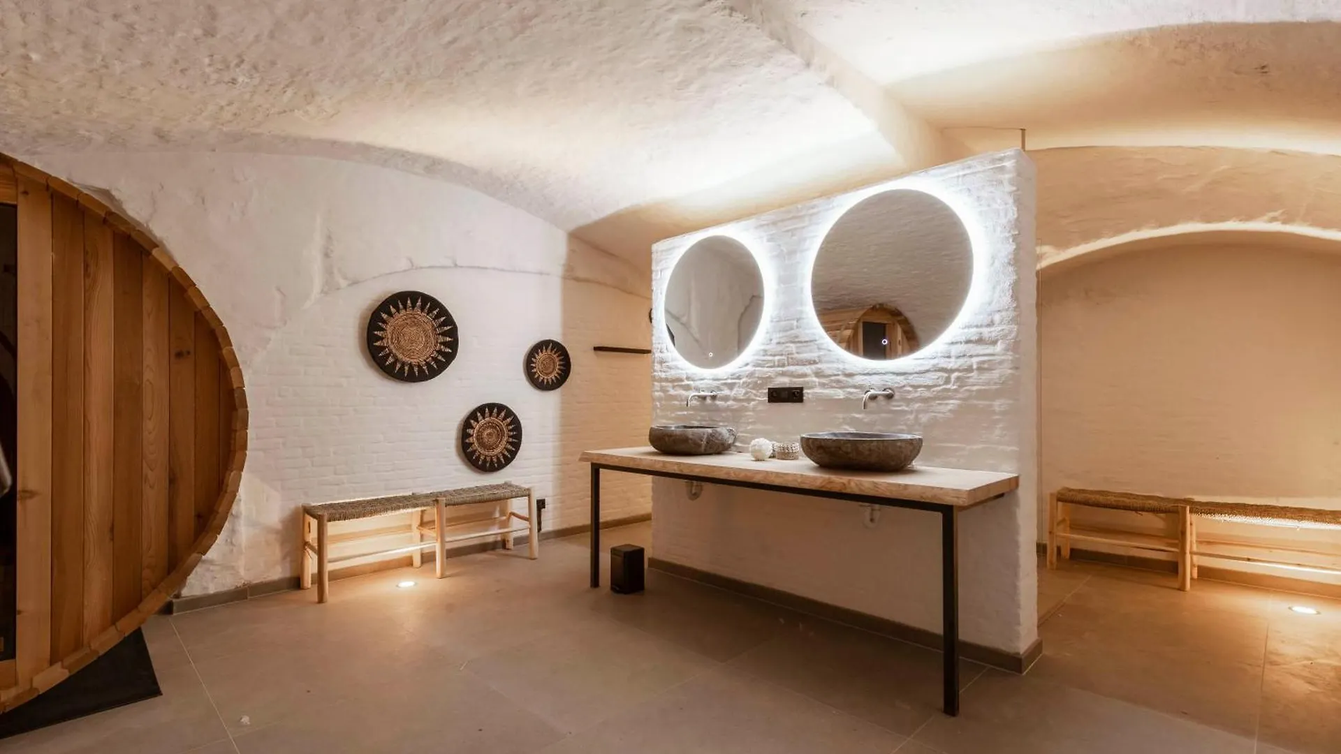 Btfl Living Antwerp Apartment