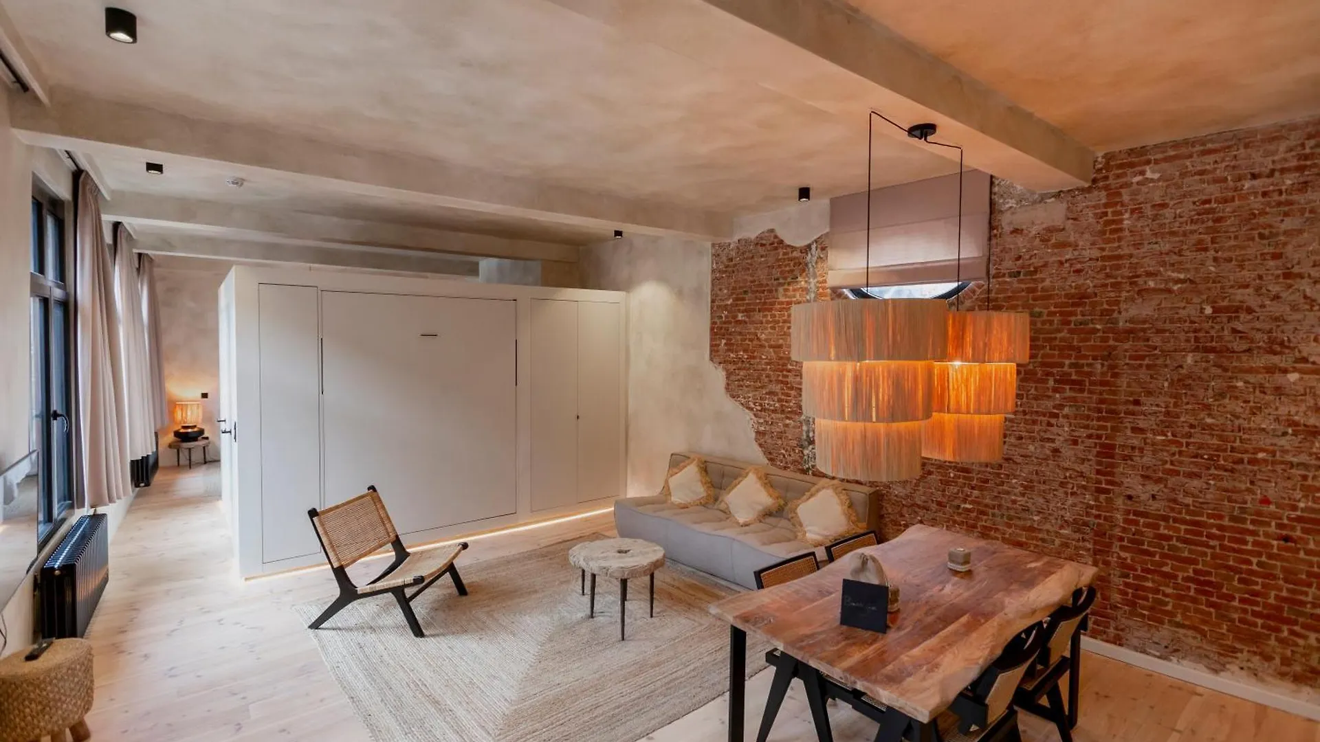 Btfl Living Antwerp Apartment