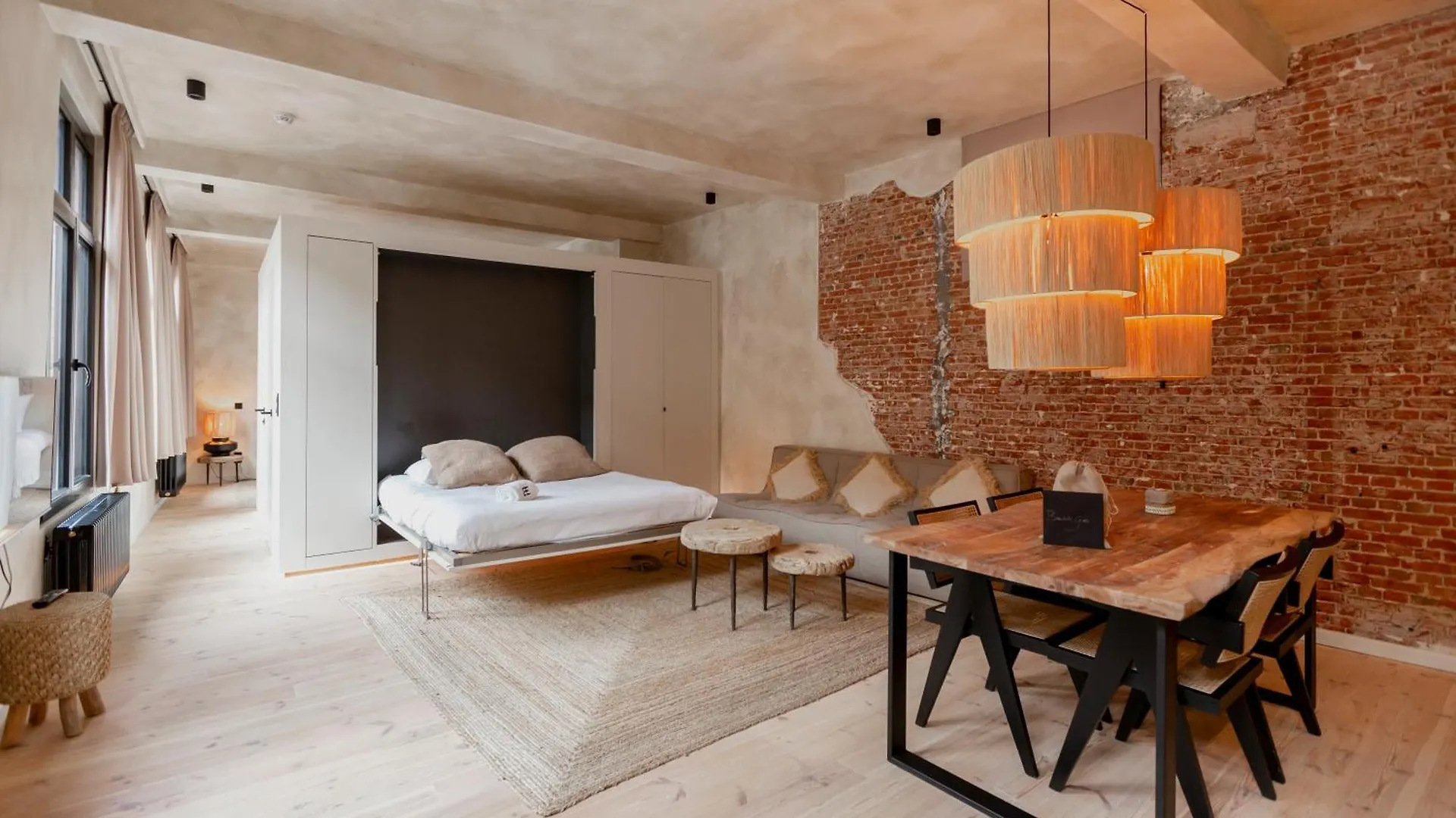 Btfl Living Antwerp Apartment